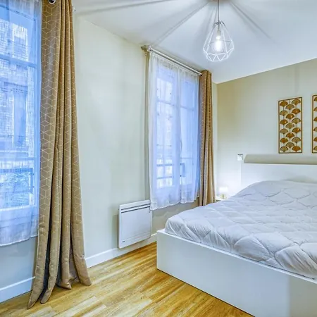 Manarola, F3 A Deux Pas De Montparnasse * Paris